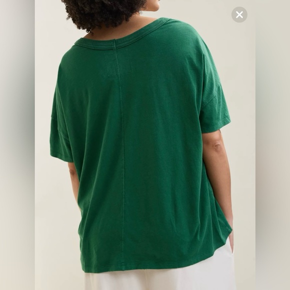 NWT Aerie Oversized V-Neck Boyfriend T-Shirt Size Large Green Dark Algae 3676 - Picture 2 of 12